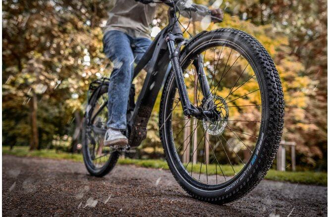 Schwalbe Pneu Johnny Watts 27.5x2.60 DD Addix Starr mit Reflexstreifen black