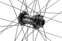 NEWMEN Performance 30 Light XC/Trail 29" 15 x 110mm 6-Loch Laufrad vorne